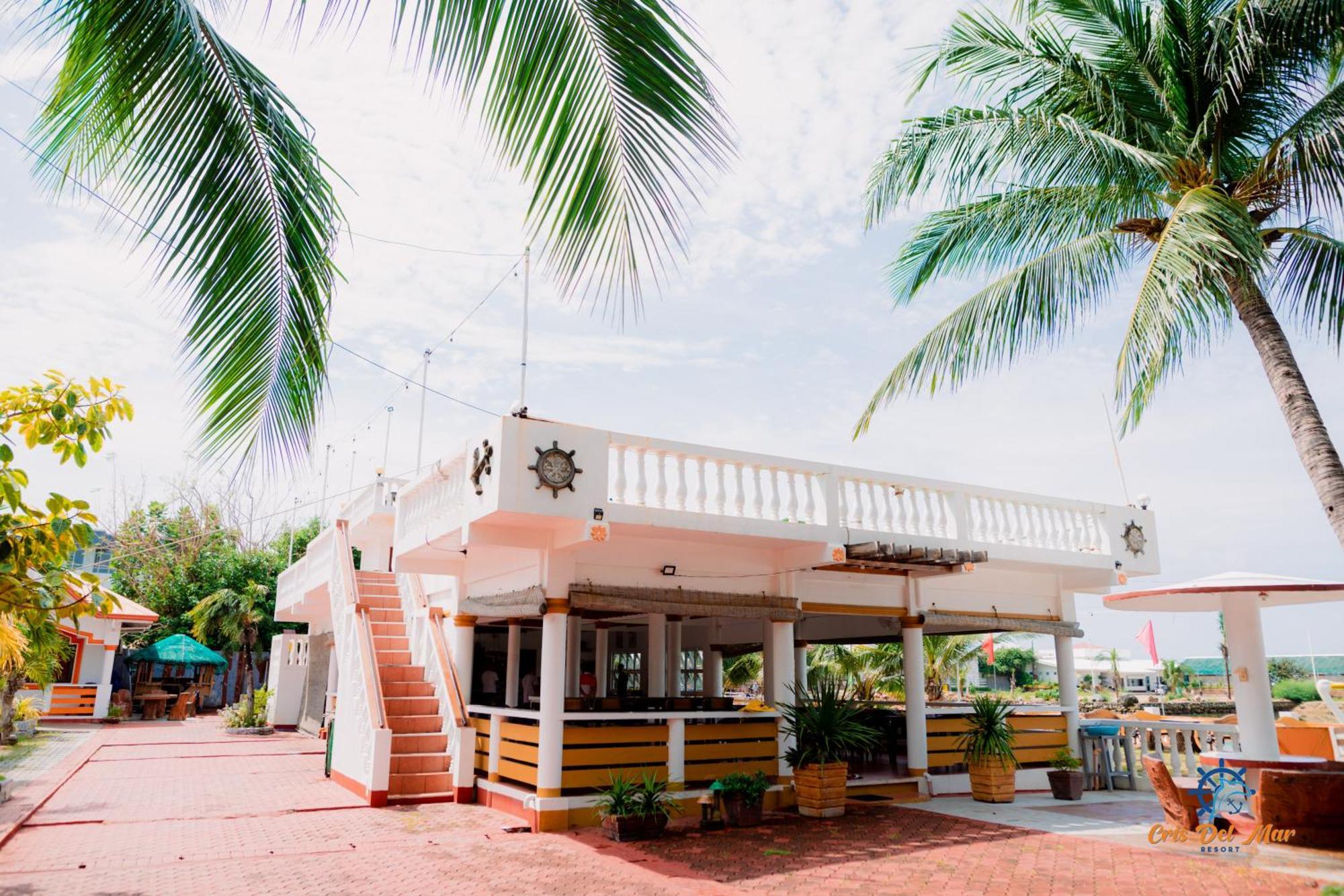 Cris Del Mar Resort Bolinao エクステリア 写真