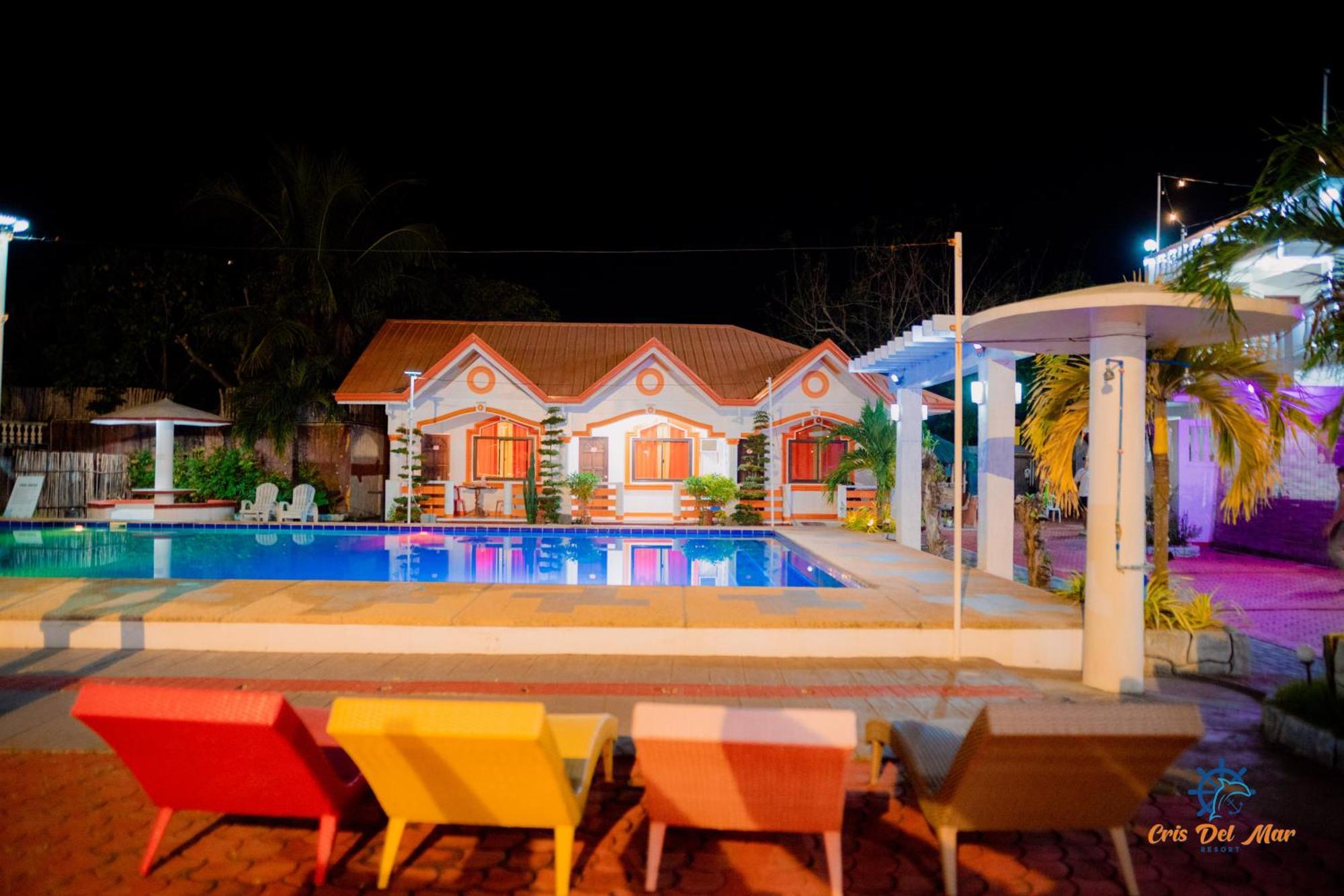 Cris Del Mar Resort Bolinao エクステリア 写真